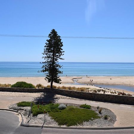 Christies Seahorse Holiday Townhouses Port Noarlunga Exterior foto